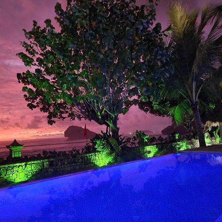Istana Ombak Eco Resort Pacitan Dış mekan fotoğraf