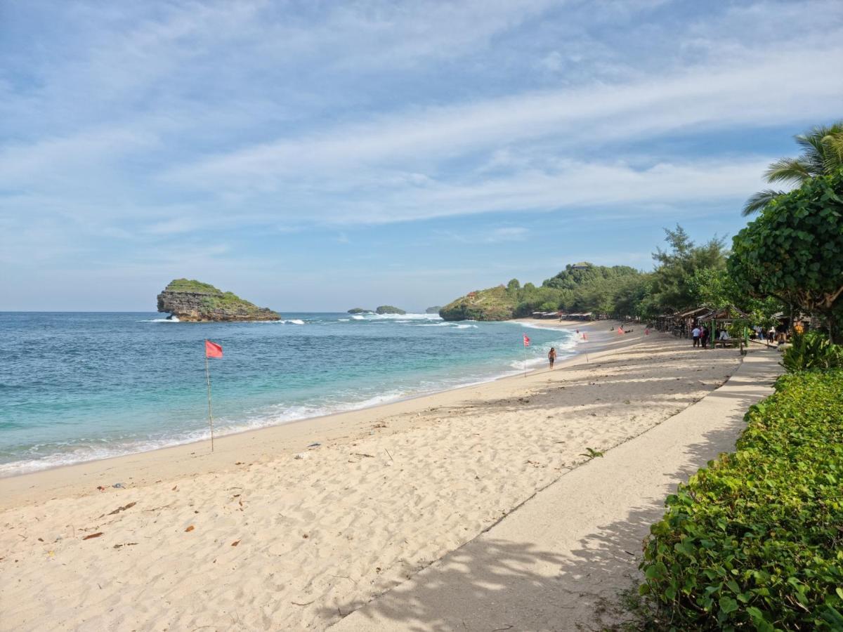 Istana Ombak Eco Resort Pacitan Dış mekan fotoğraf