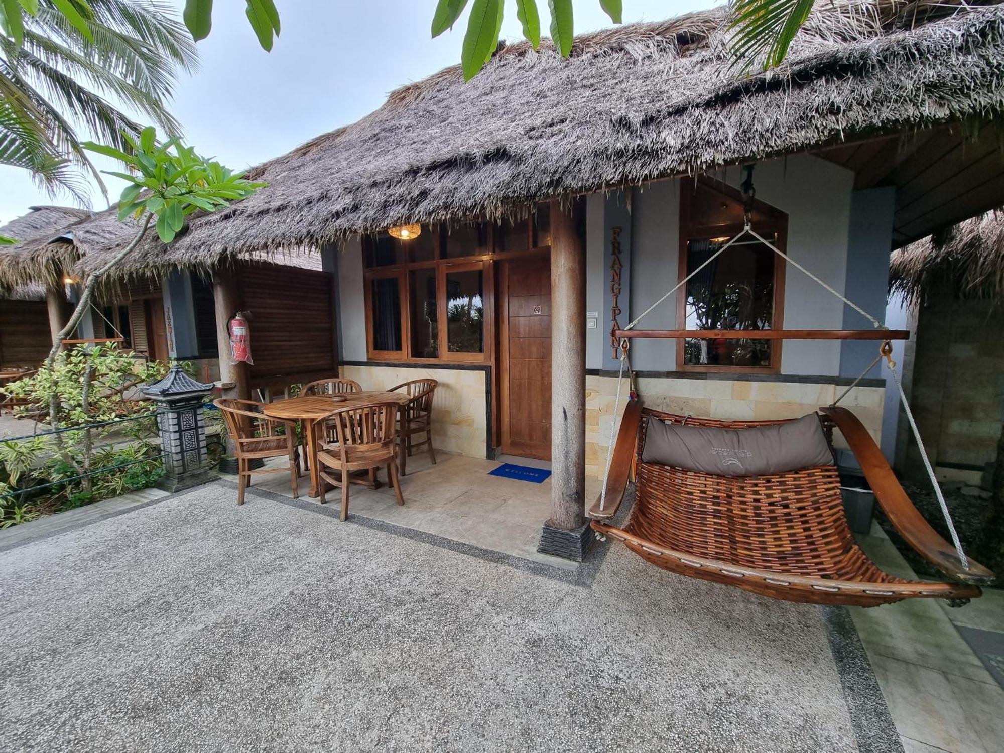 Istana Ombak Eco Resort Pacitan Dış mekan fotoğraf